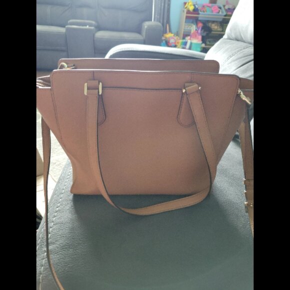 Michael Kors Convertible Tote Shoulder Bag - Picture 2 of 8